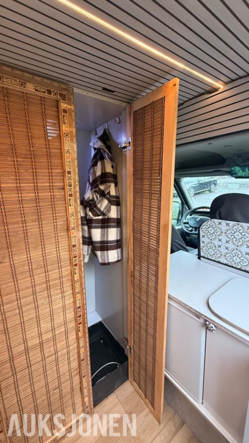 2009 Renault Master Campervan 2.5 Diesel 114hk
